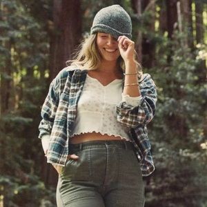 American Eagle Super Soft Cozy Cabin Cropped Blue and white Flannel